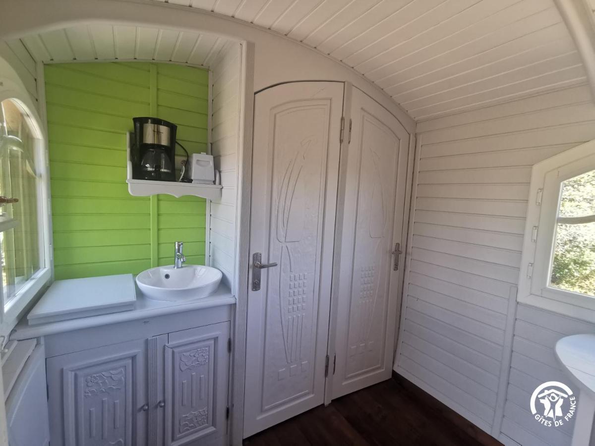 Les Hotes De La Combe Mouis Creissan ภายนอก รูปภาพ